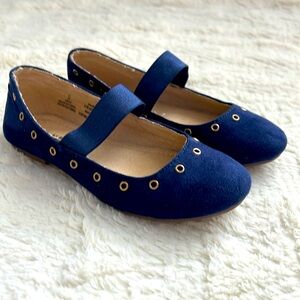 Old navy suede dress shoes- size toddler 12